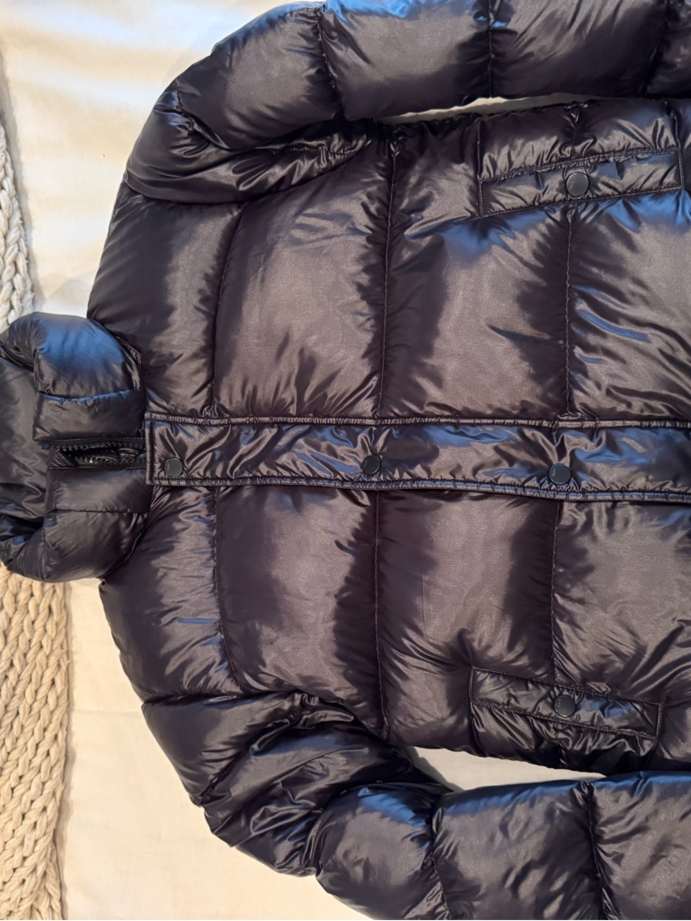 Aritzia TNA Shorty Glossy Black Puffer Jacket with Detachable Hood